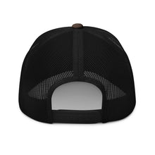 Load image into Gallery viewer, Camo Trucker